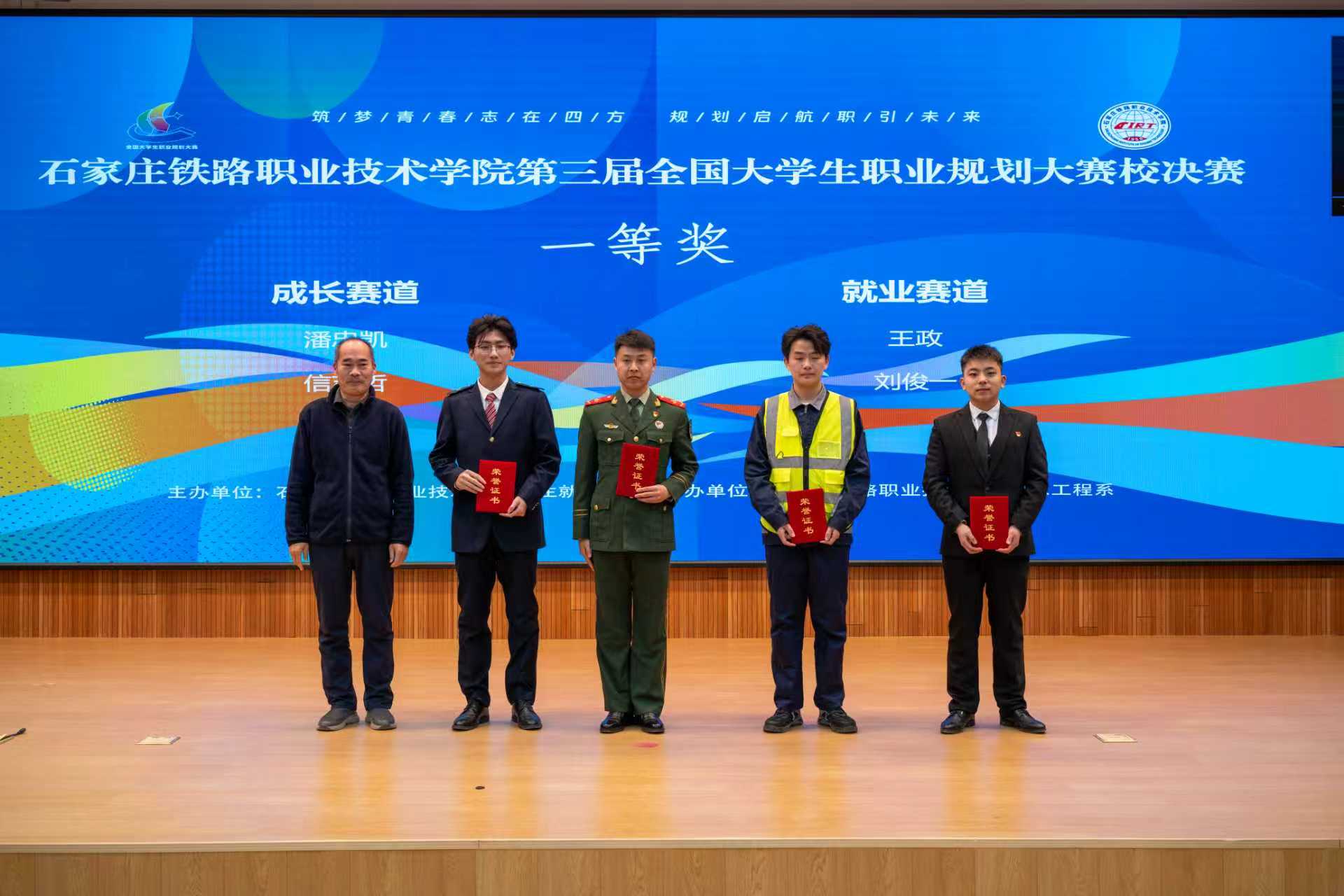 1765367754033050958.jpg 1765367754033050958.jpg