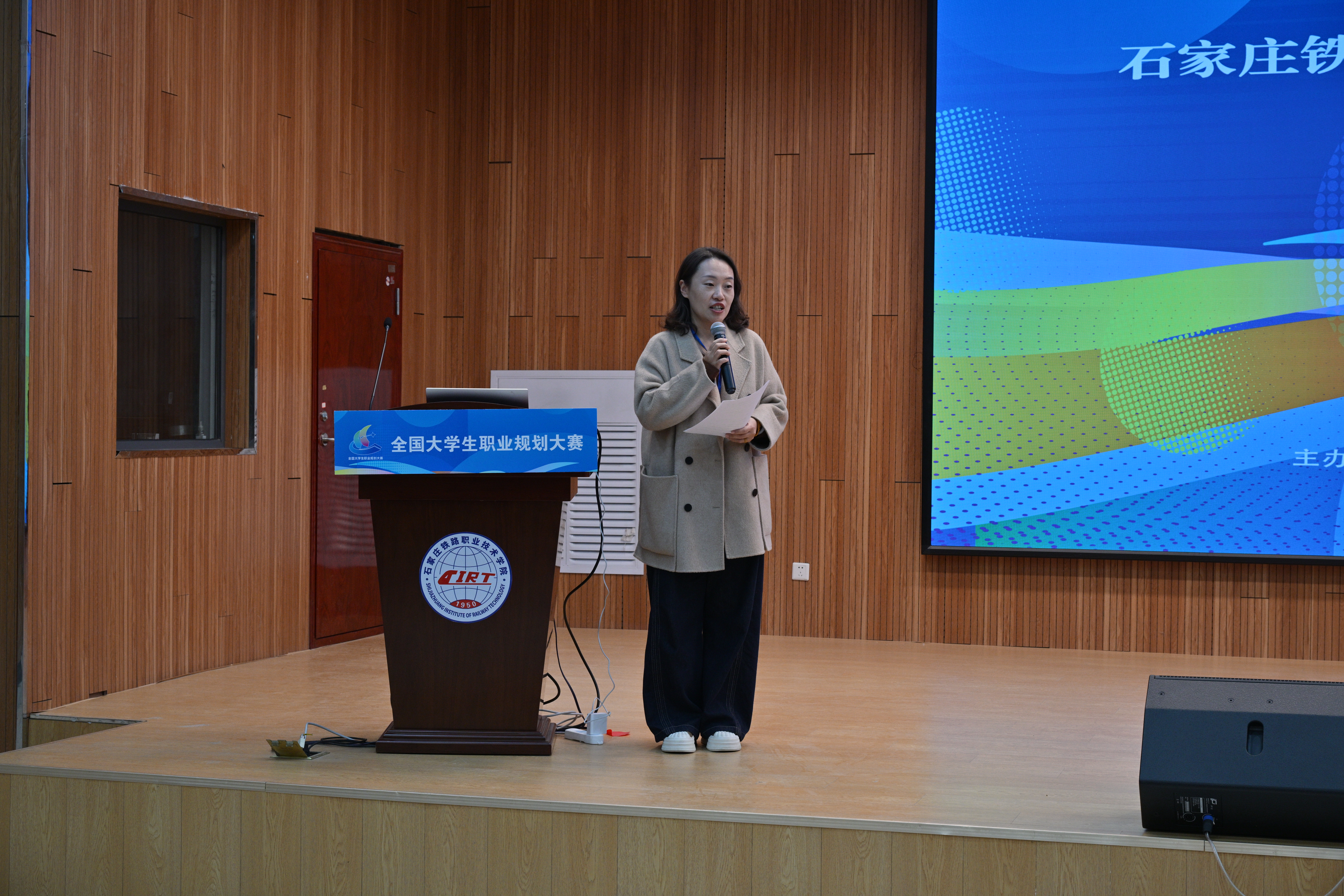 1765367878446033375.jpg 1765367878446033375.jpg