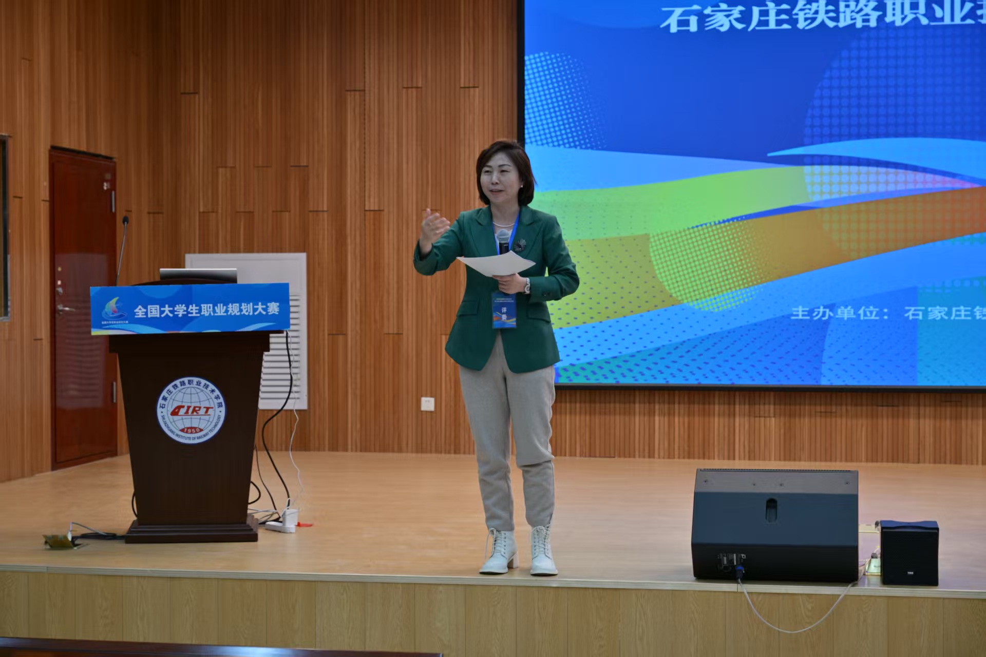 1765367910369058832.jpg 1765367910369058832.jpg